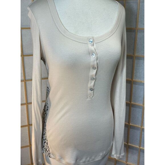 Andrea Jovine XS Embossed Henley - Picture 11 of 15